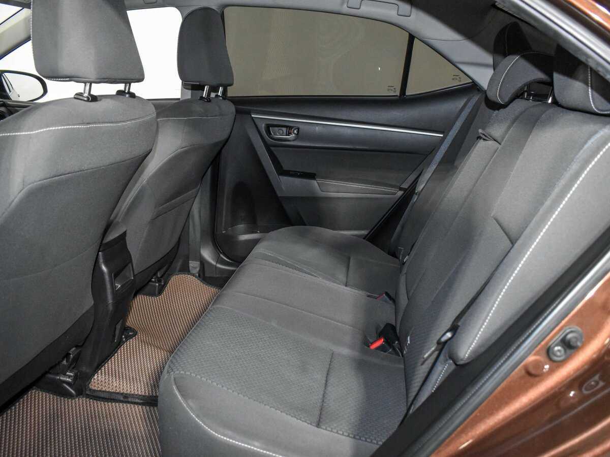 Купить Toyota Corolla с пробегом. Фото: #11