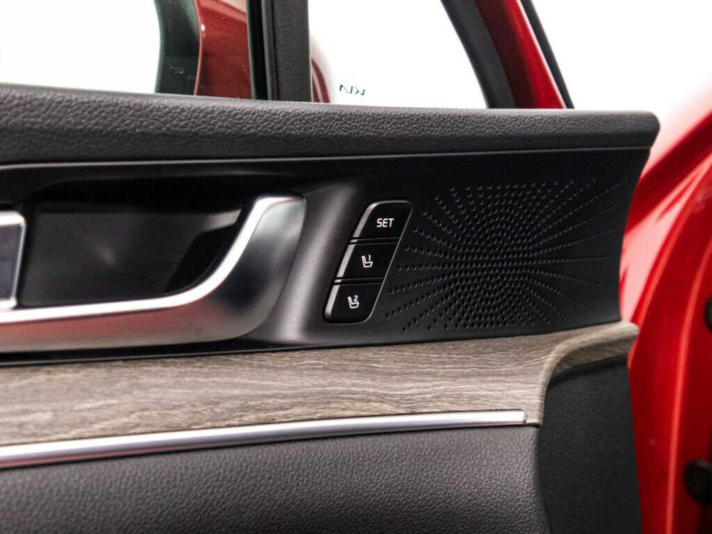 Купить Kia K5 с пробегом. Фото: #22