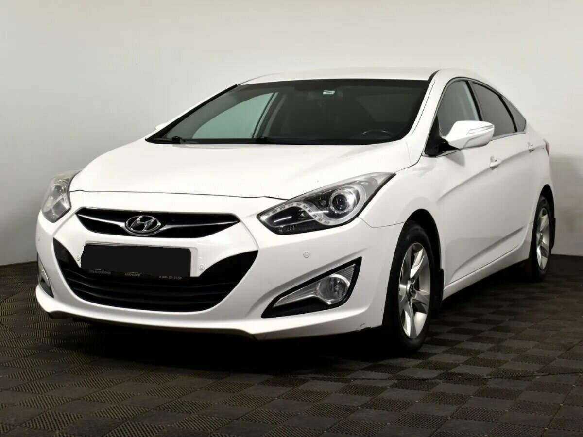 Купить Hyundai i40 с пробегом. Фото: #0