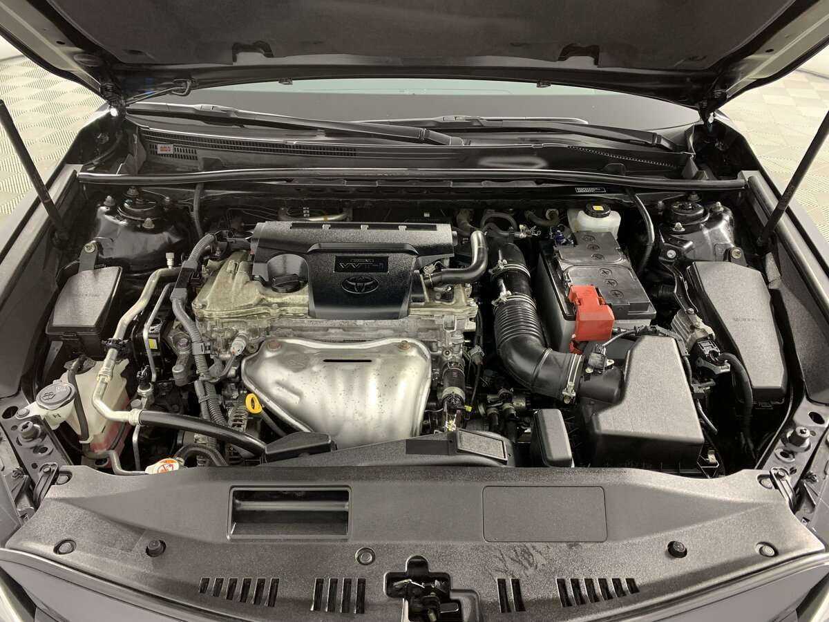 Купить Toyota Camry с пробегом. Фото: #8
