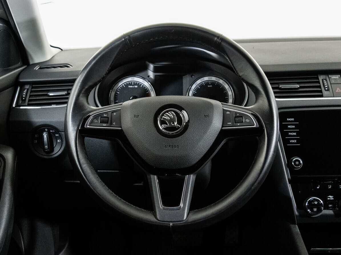 Купить Skoda Octavia с пробегом. Фото: #9