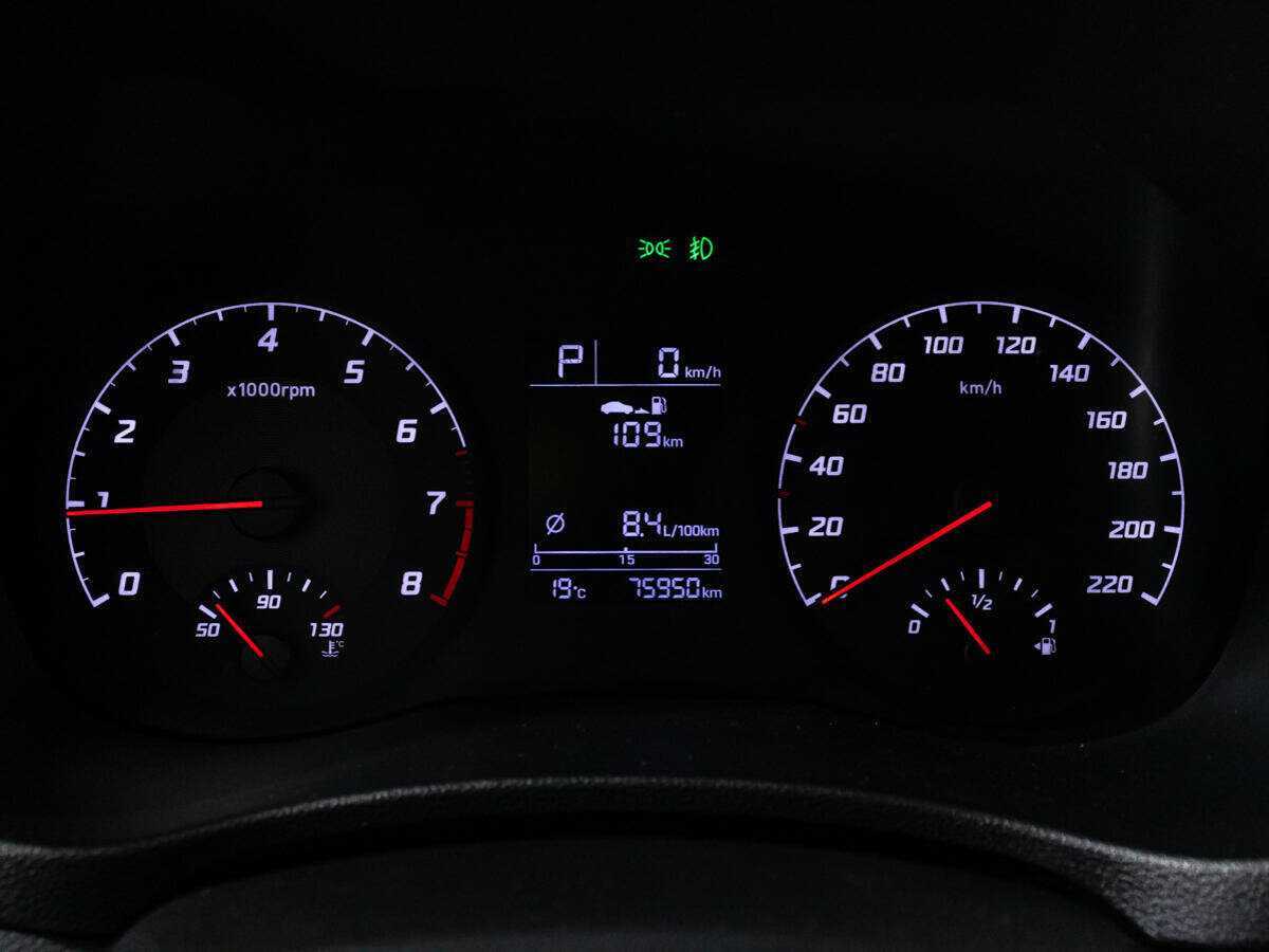 Купить Hyundai Solaris с пробегом. Фото: #11
