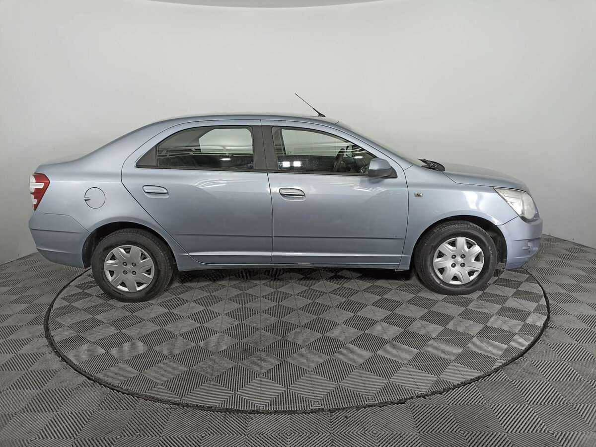 Купить Chevrolet Cobalt с пробегом. Фото: #3