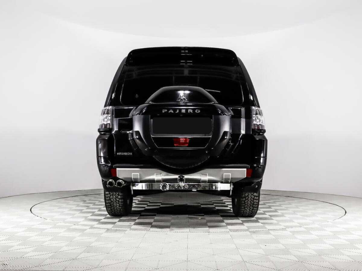 Купить Mitsubishi Pajero с пробегом. Фото: #5