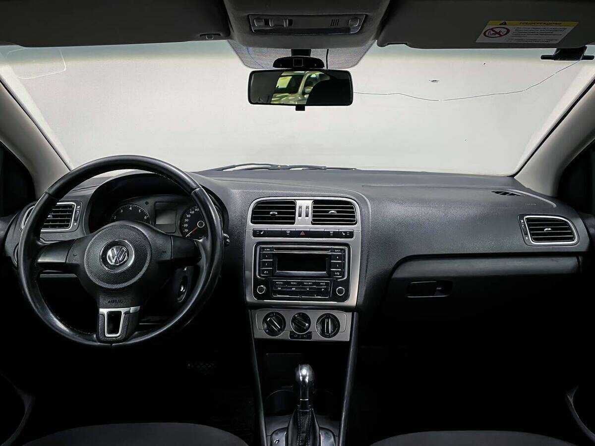 Купить Volkswagen Polo с пробегом. Фото: #9