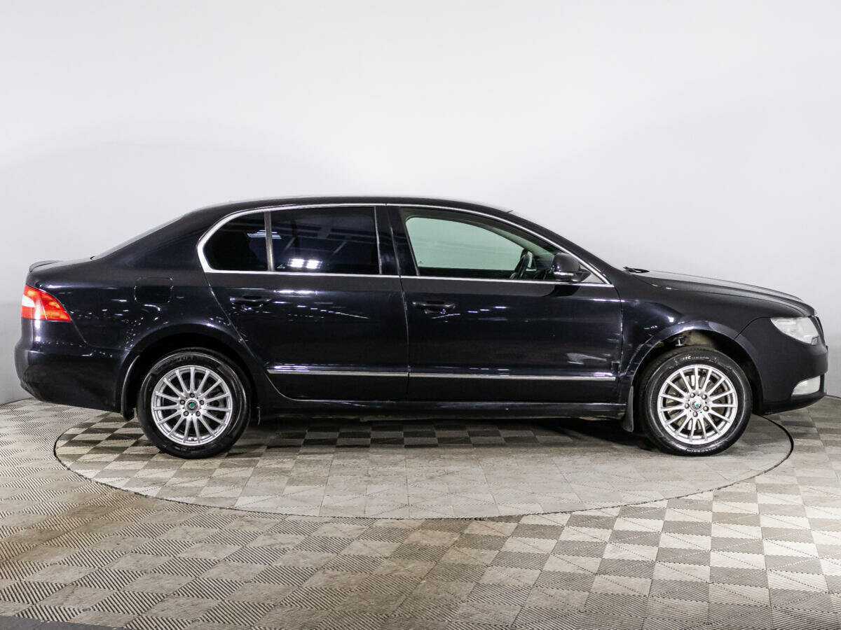Купить Skoda Superb с пробегом. Фото: #3