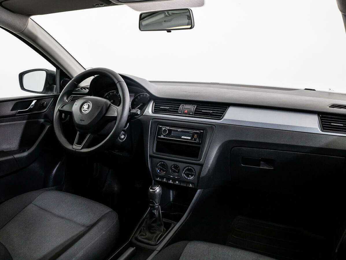 Купить Skoda Rapid с пробегом. Фото: #6