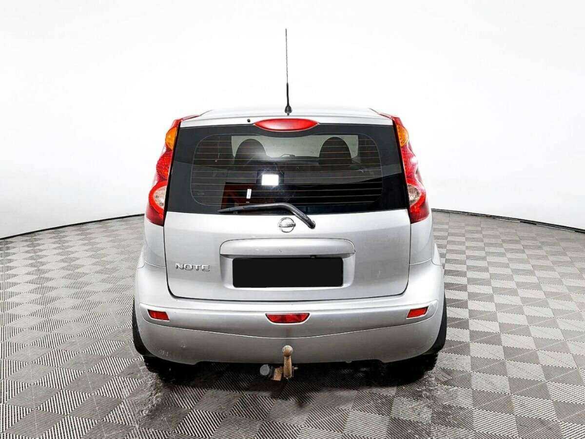 Купить Nissan Note с пробегом. Фото: #4