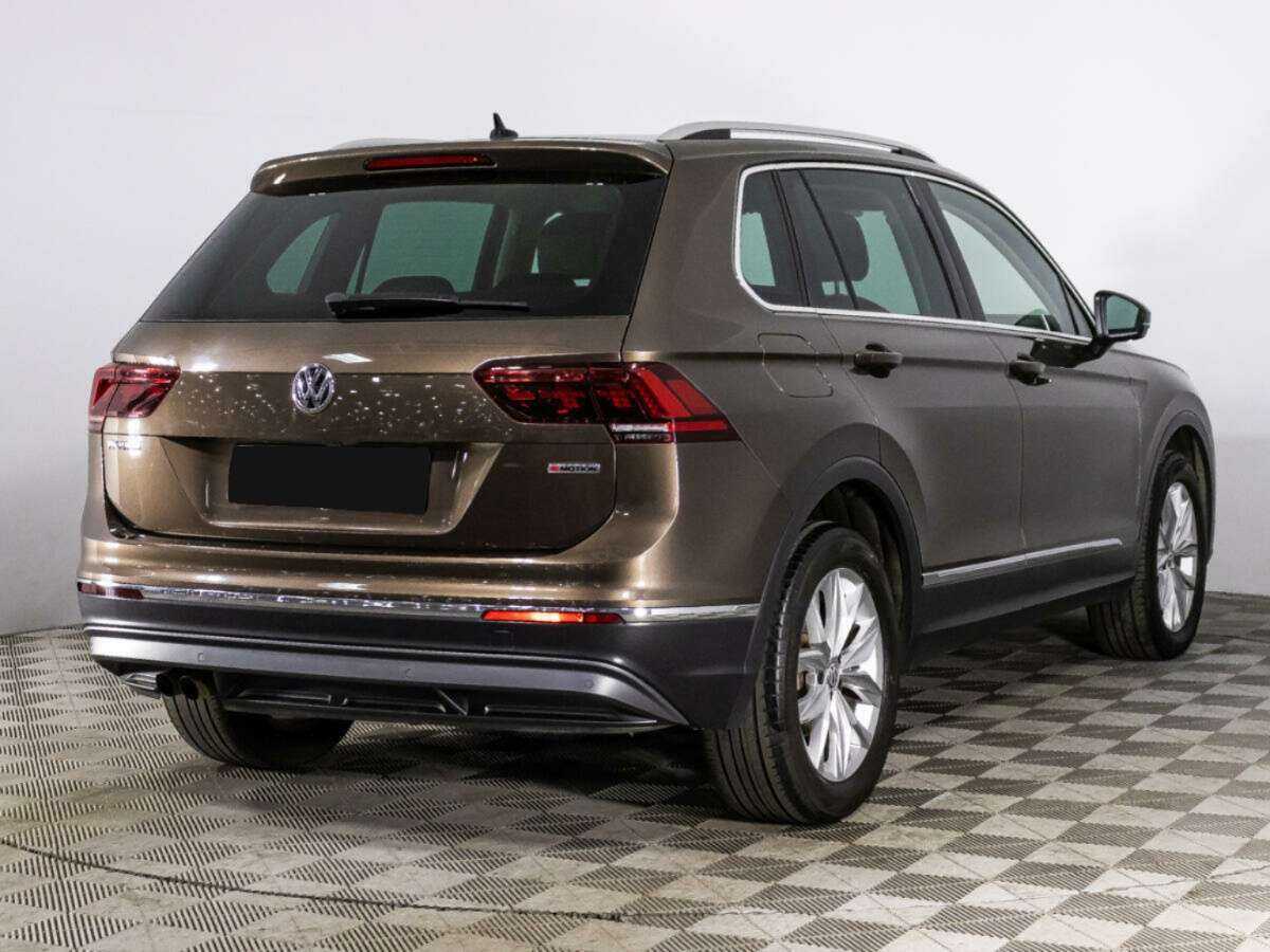 Купить Volkswagen Tiguan с пробегом. Фото: #4