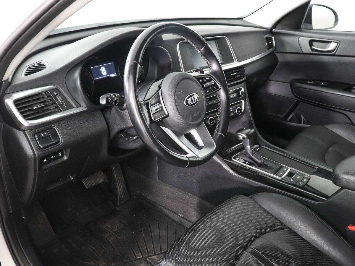 Купить Kia Optima с пробегом. Фото: #8