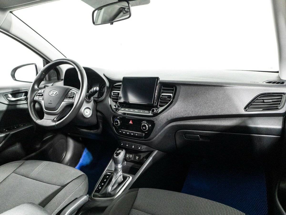 Купить Hyundai Solaris с пробегом. Фото: #8