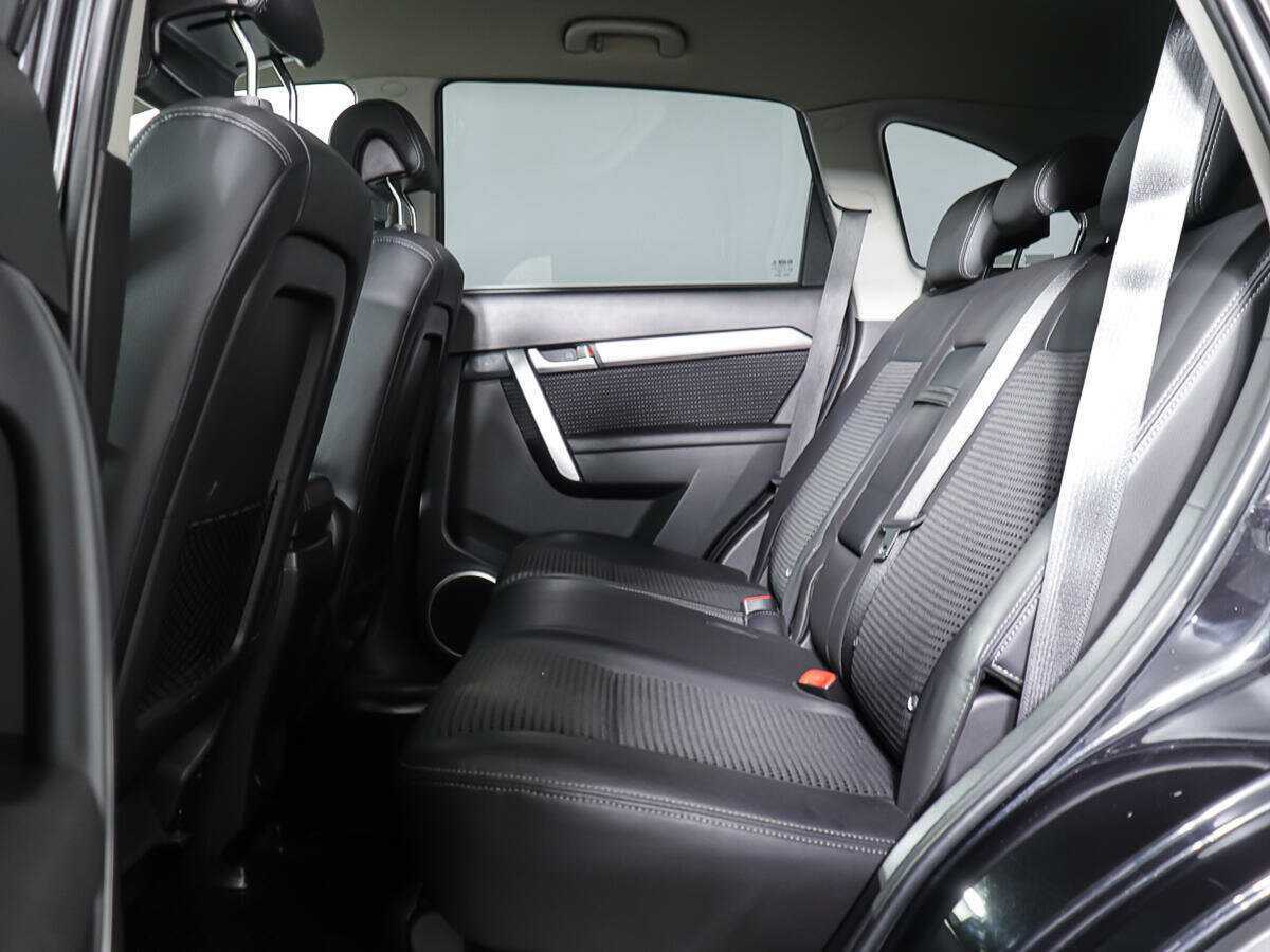 Купить Chevrolet Captiva с пробегом. Фото: #10