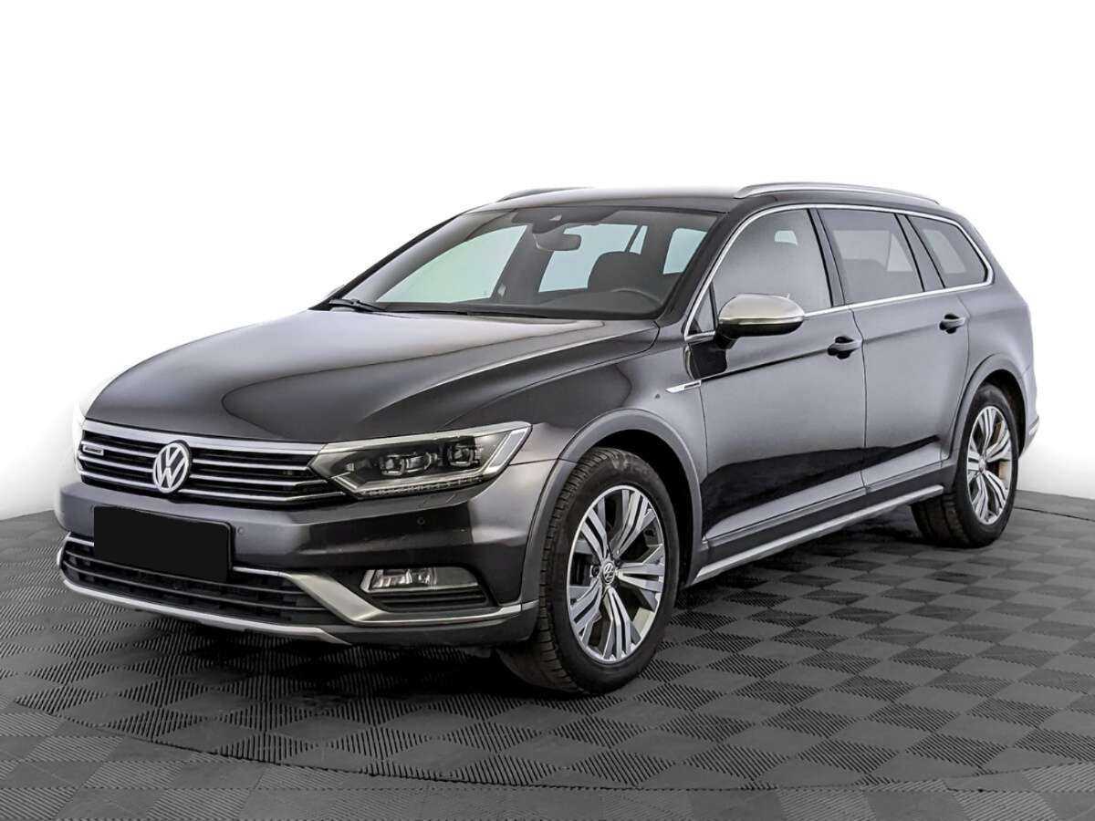 Купить Volkswagen Passat с пробегом. Посмотреть фото