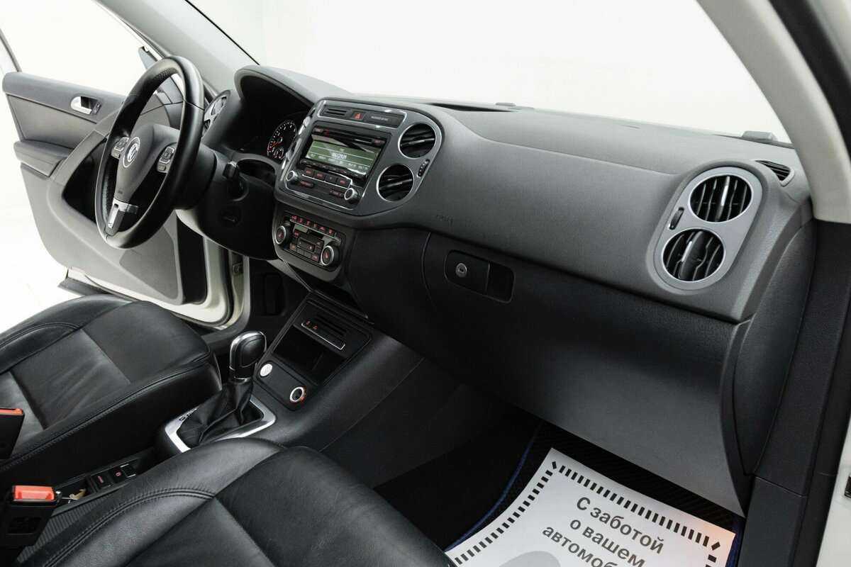 Купить Volkswagen Tiguan с пробегом. Фото: #16