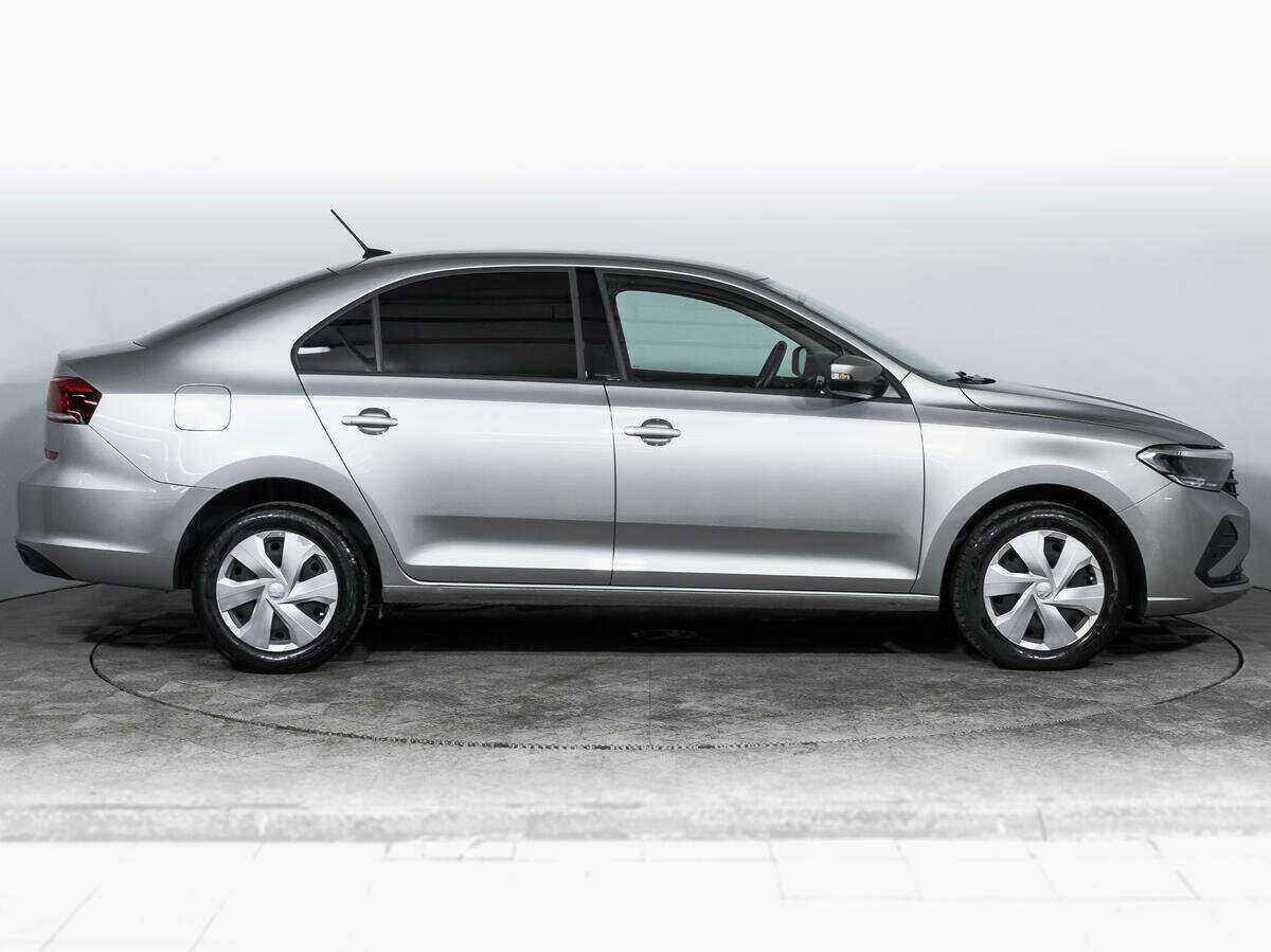 Купить Volkswagen Polo с пробегом. Фото: #3