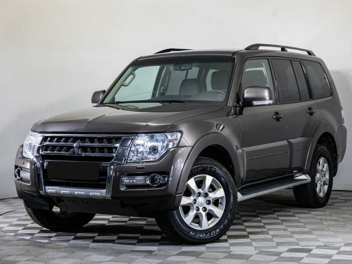 Купить Mitsubishi Pajero с пробегом. Фото: #0