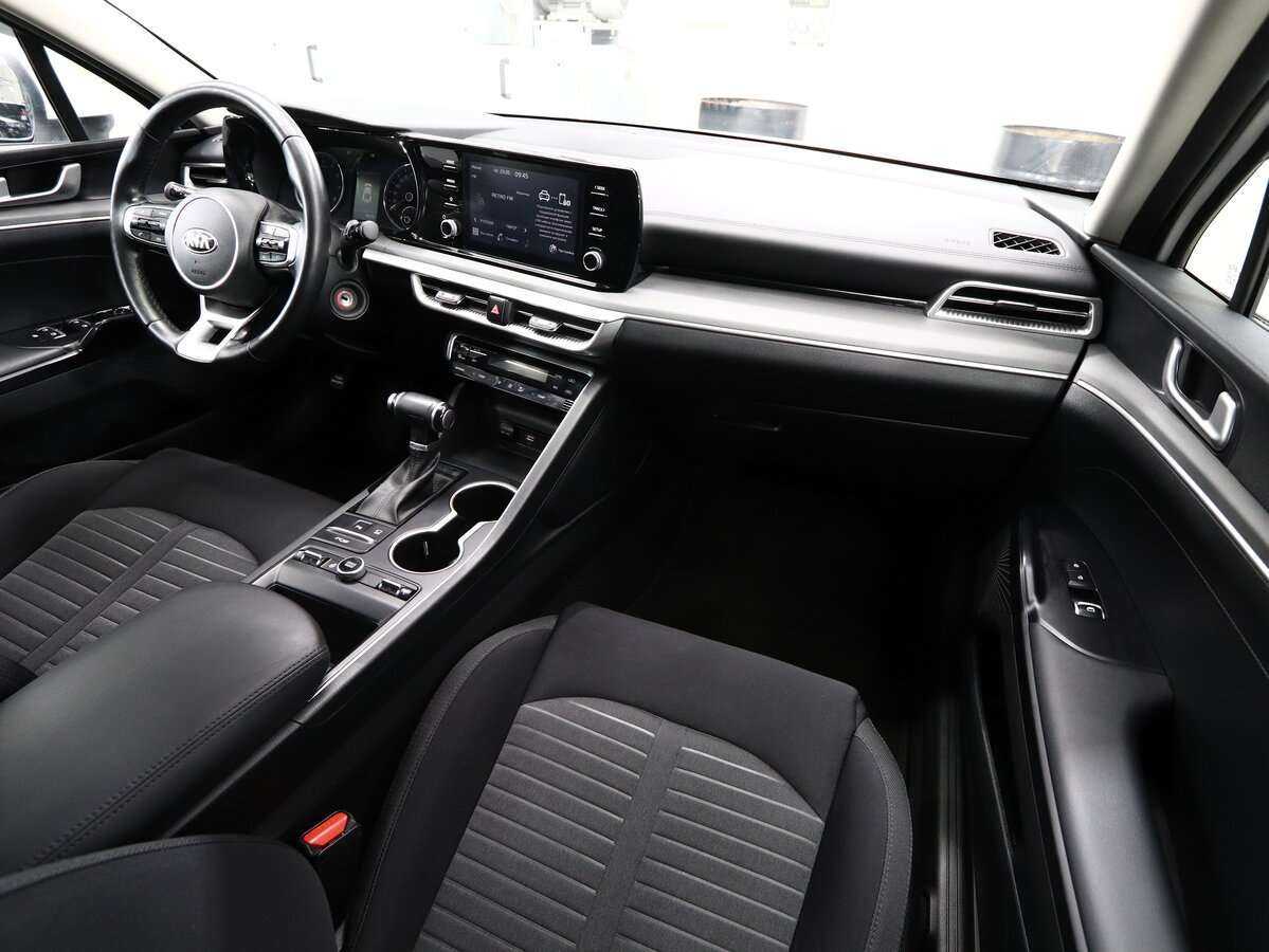 Купить Kia K5 с пробегом. Фото: #15