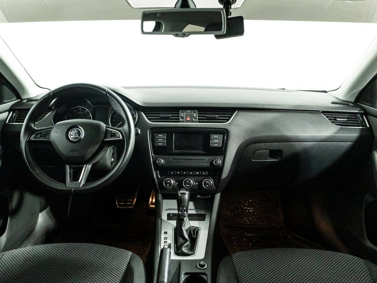 Купить Skoda Octavia с пробегом. Фото: #12