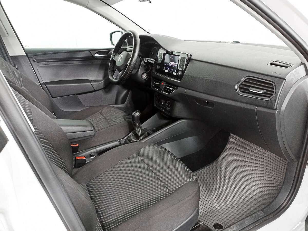 Купить Volkswagen Polo с пробегом. Фото: #10