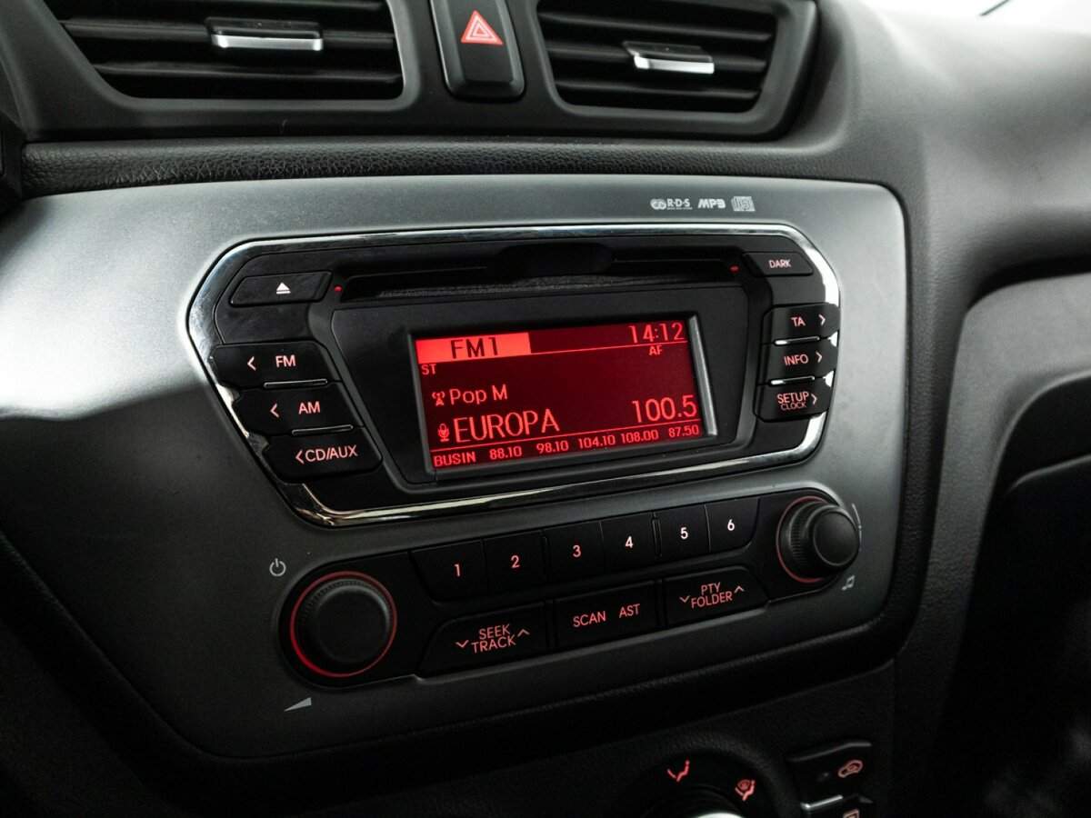 Купить Kia Rio с пробегом. Фото: #15