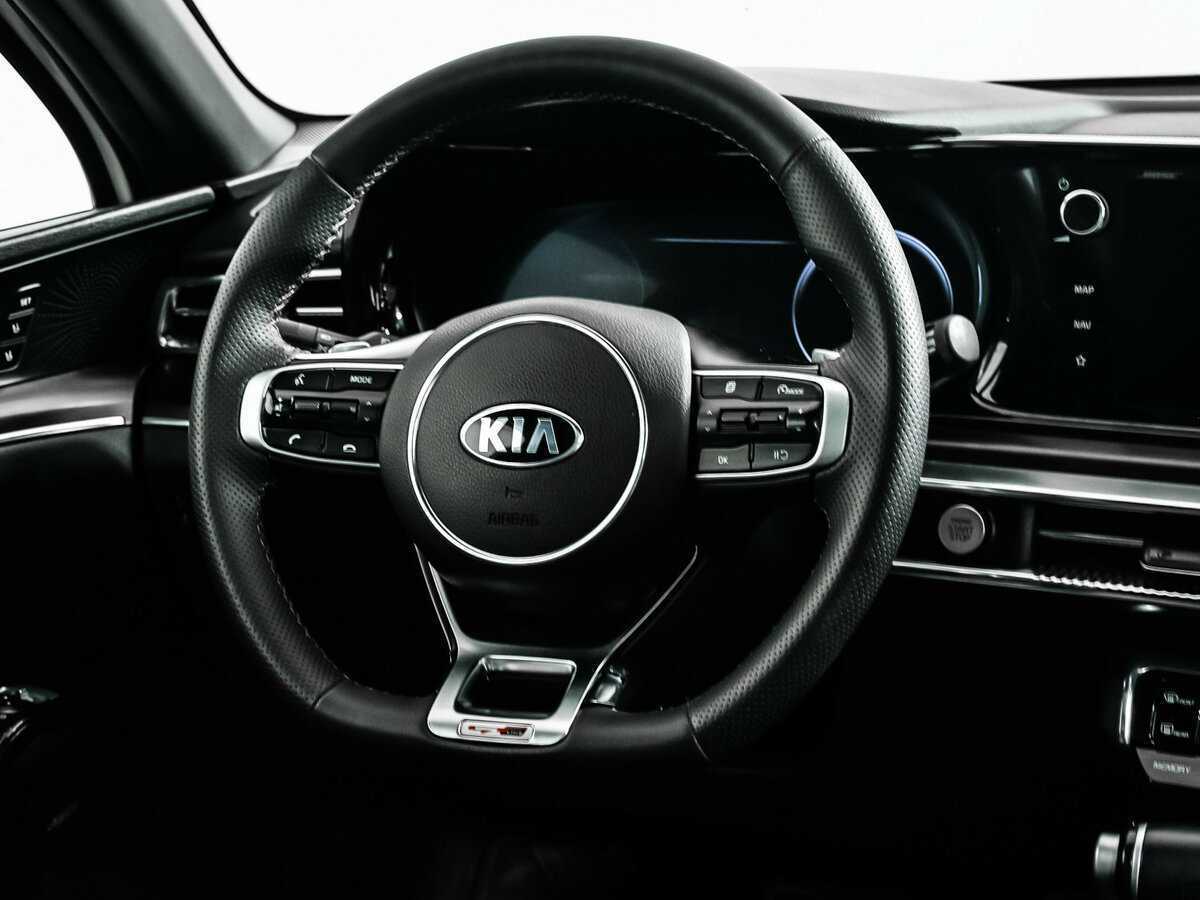 Купить Kia K5 с пробегом. Фото: #11