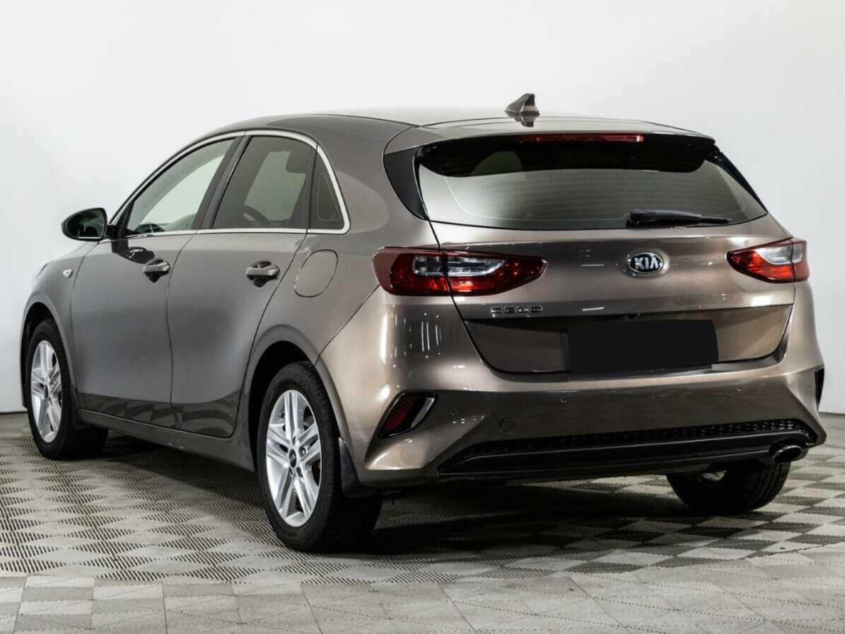 Купить Kia Ceed с пробегом. Фото: #6