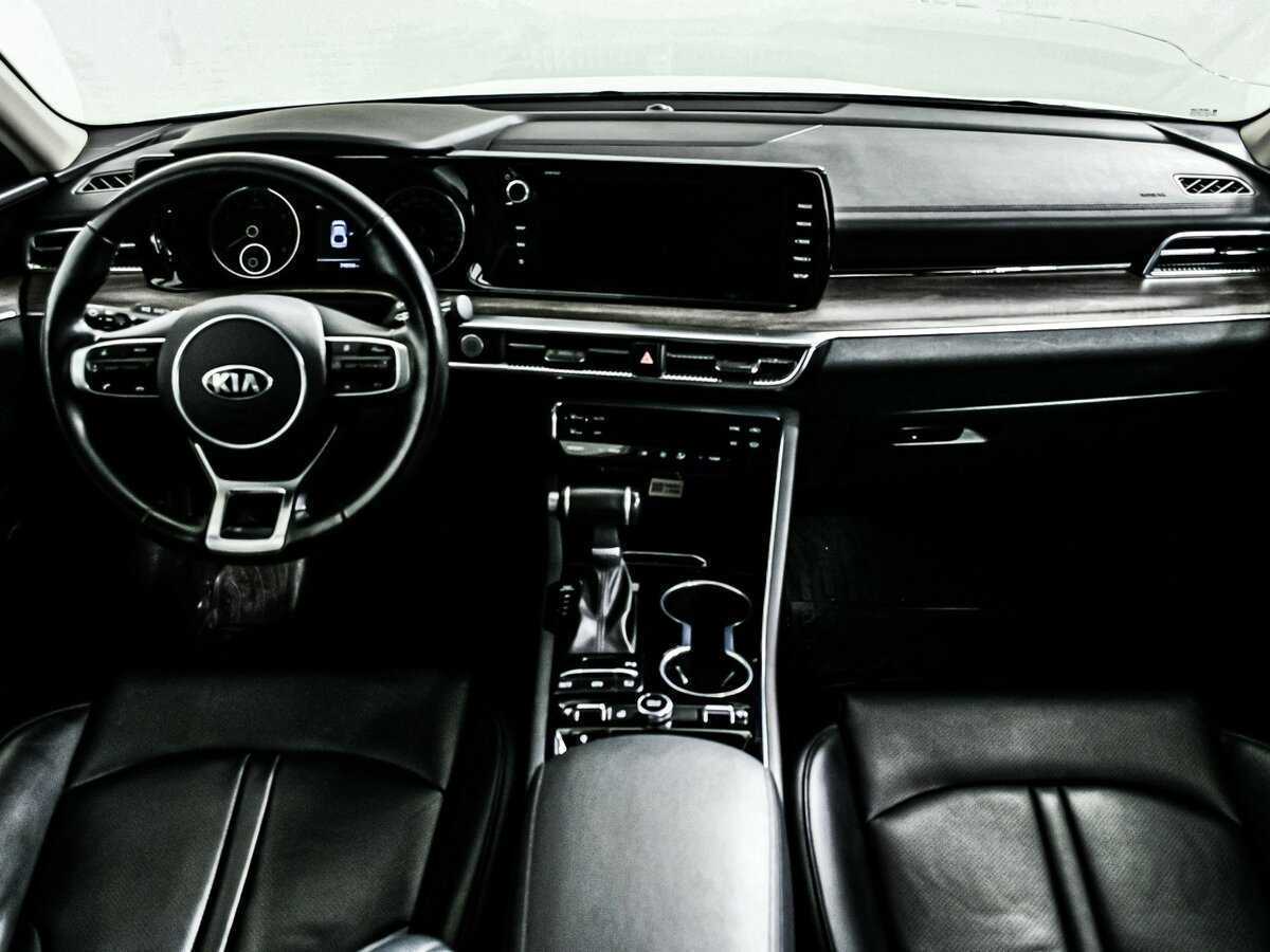 Купить Kia K5 с пробегом. Фото: #10