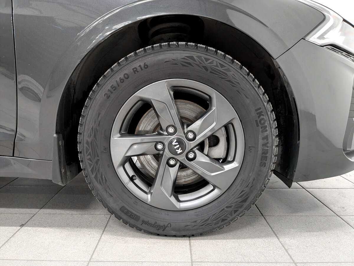 Купить Kia K5 с пробегом. Фото: #17