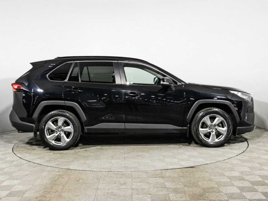 Купить Toyota RAV4 с пробегом. Фото: #3