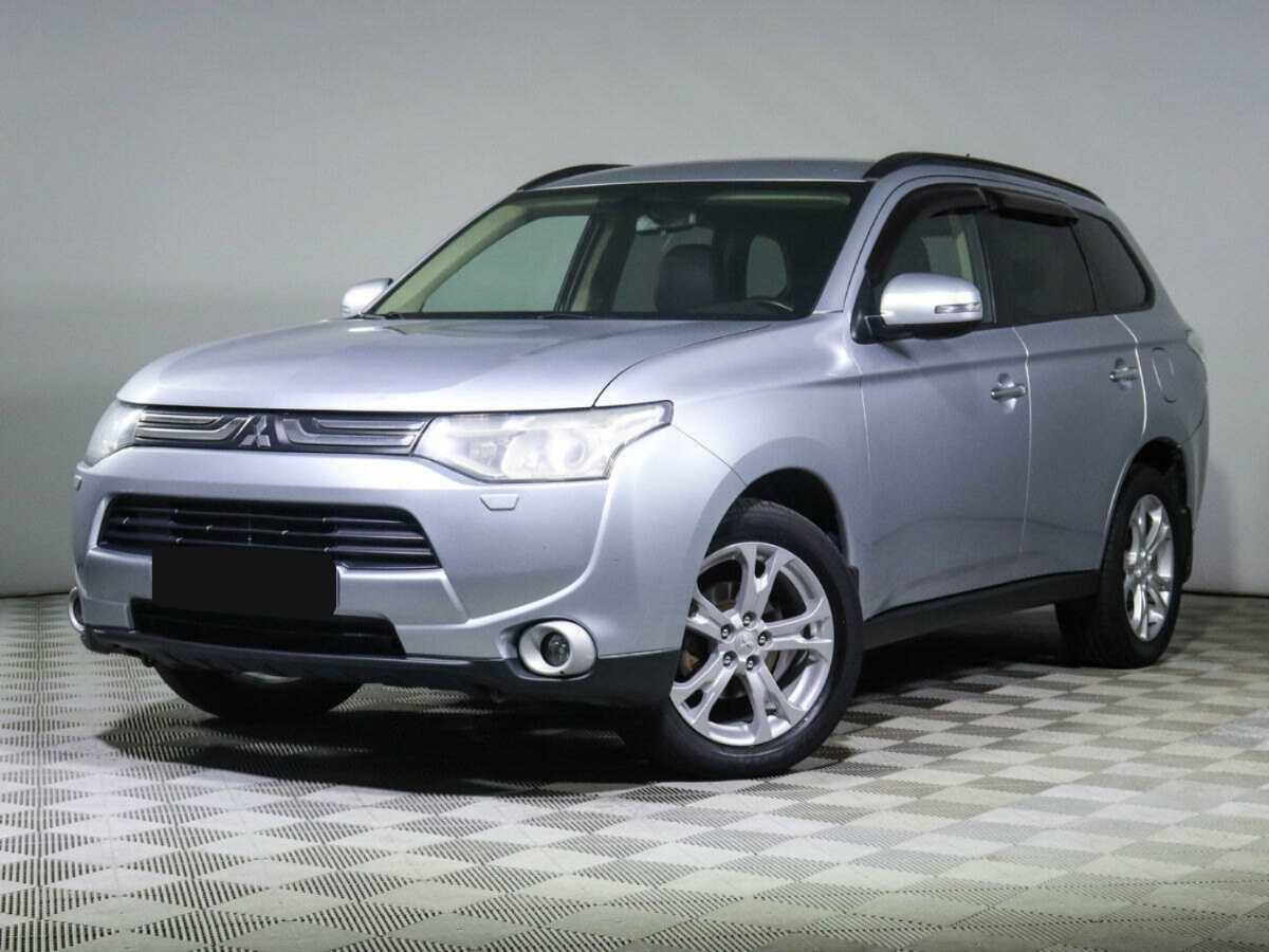 Купить Mitsubishi Outlander с пробегом. Фото: #0