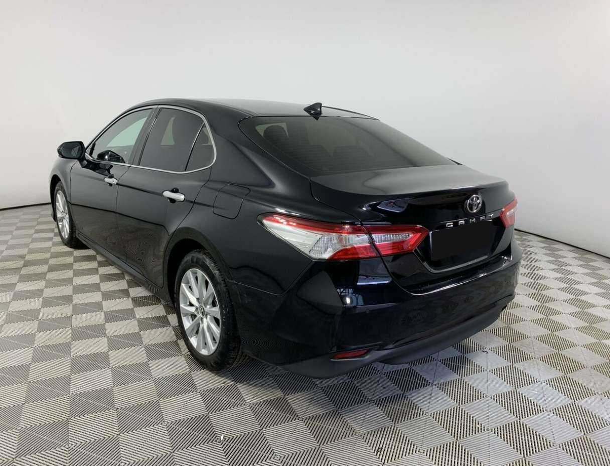 Купить Toyota Camry с пробегом. Фото: #6