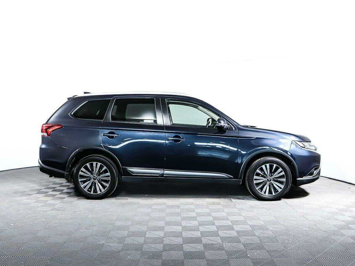 Купить Mitsubishi Outlander с пробегом. Фото: #3