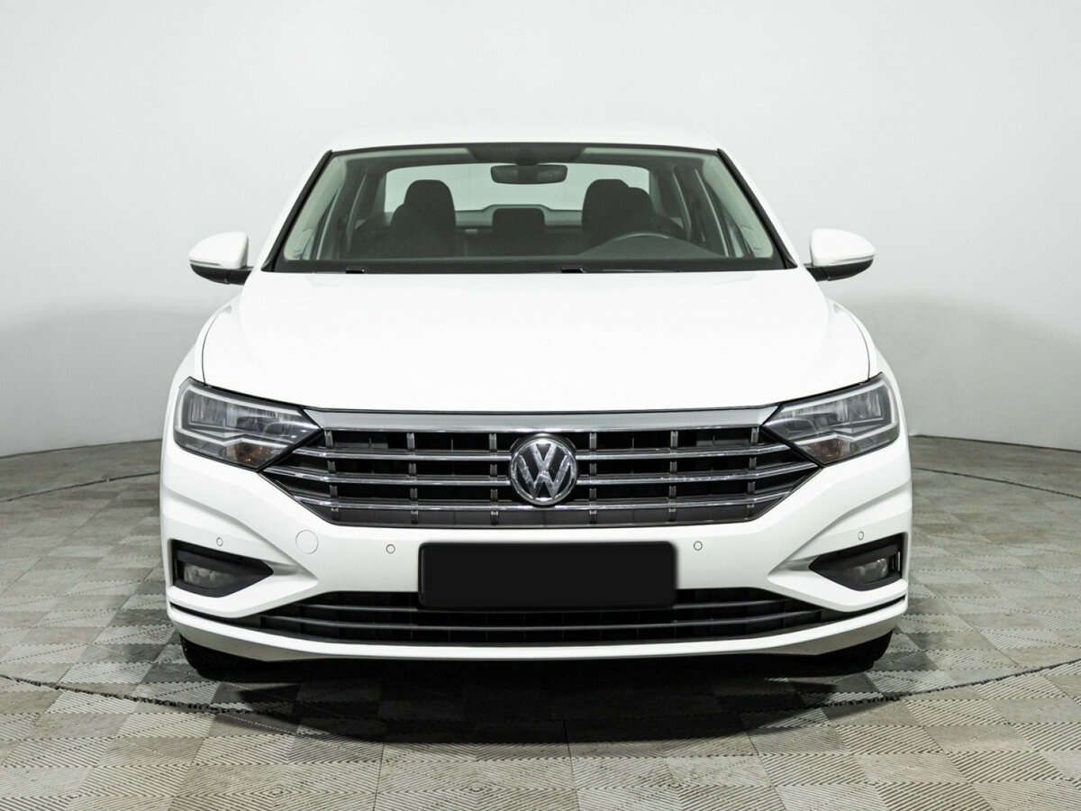 Купить Volkswagen Jetta с пробегом. Фото: #1