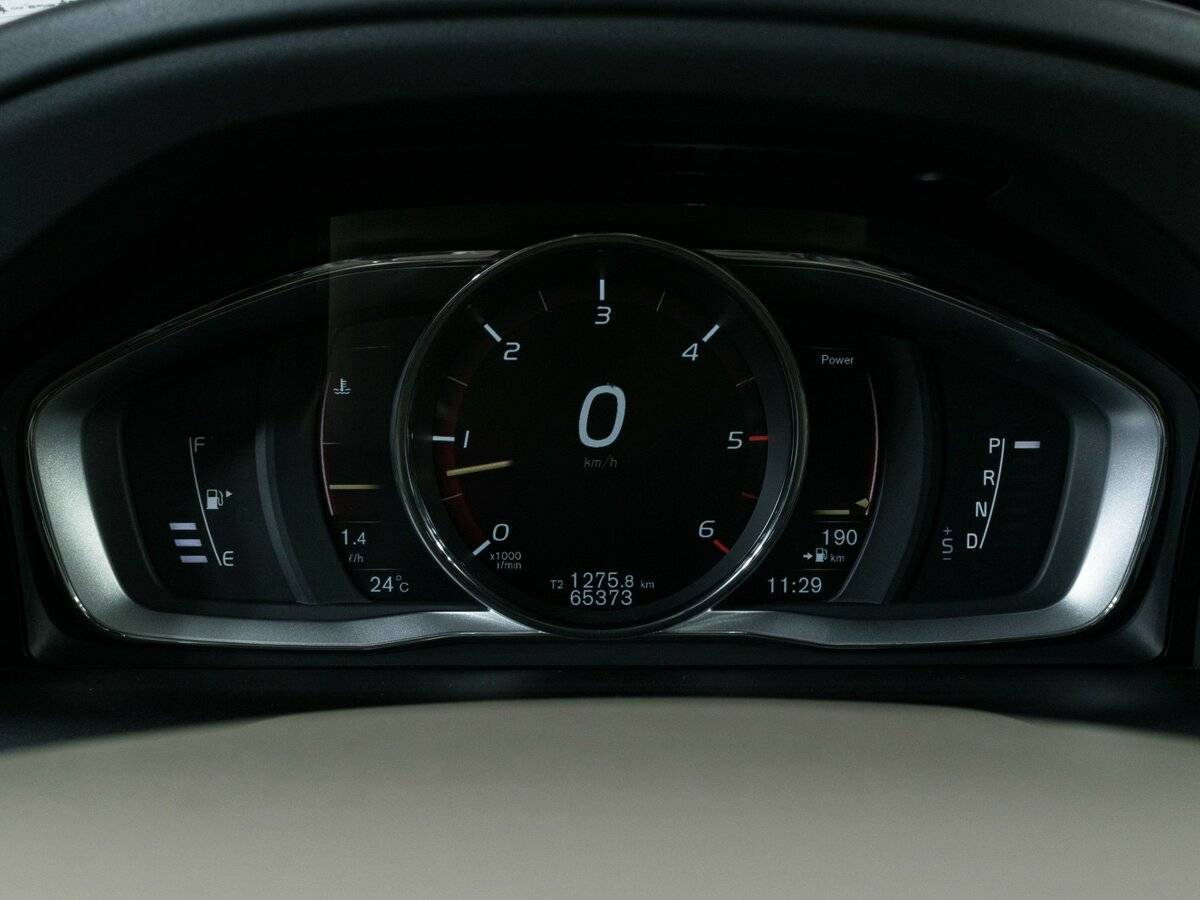 Купить Volvo XC60 с пробегом. Фото: #10