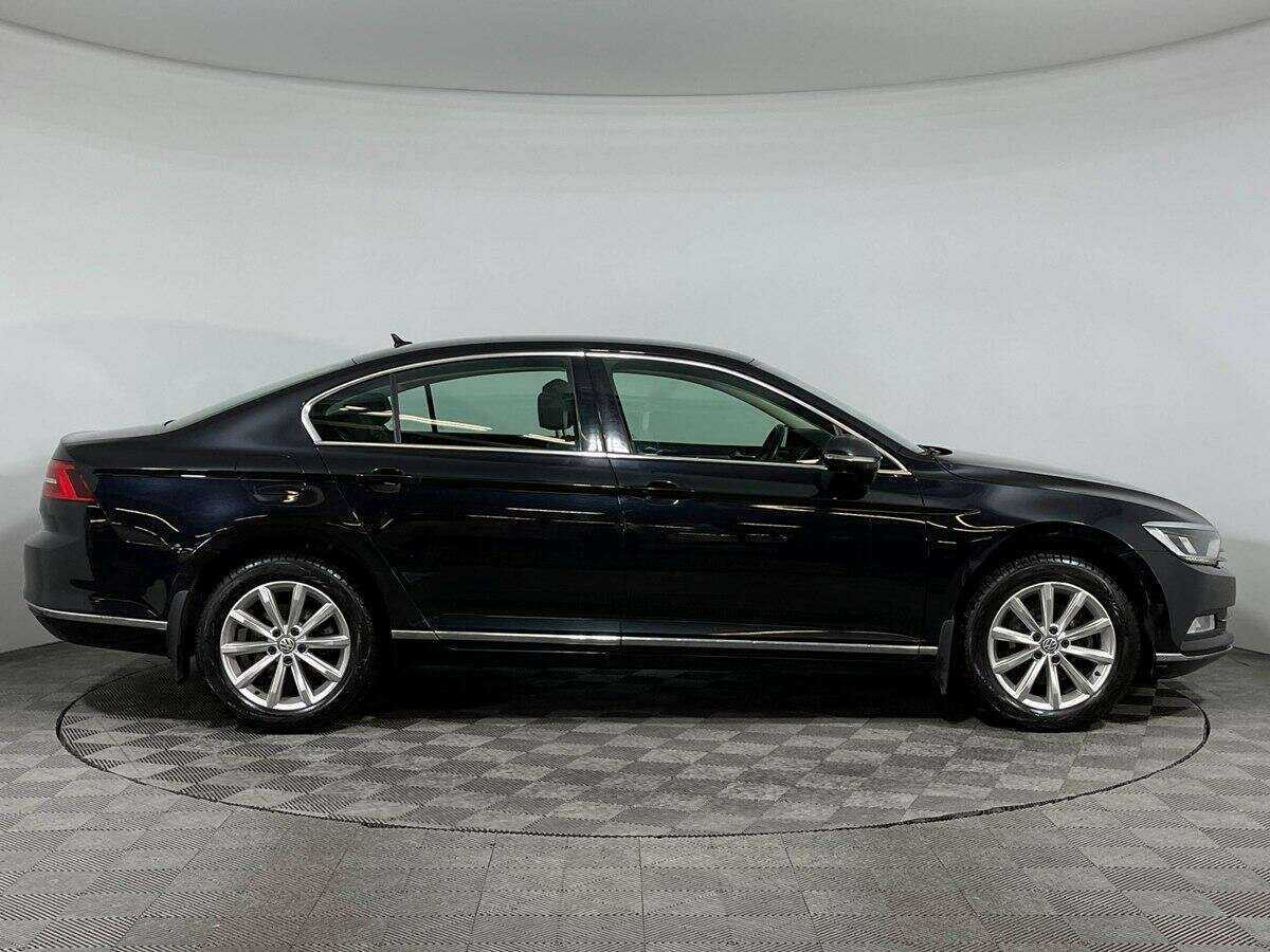 Купить Volkswagen Passat с пробегом. Фото: #3