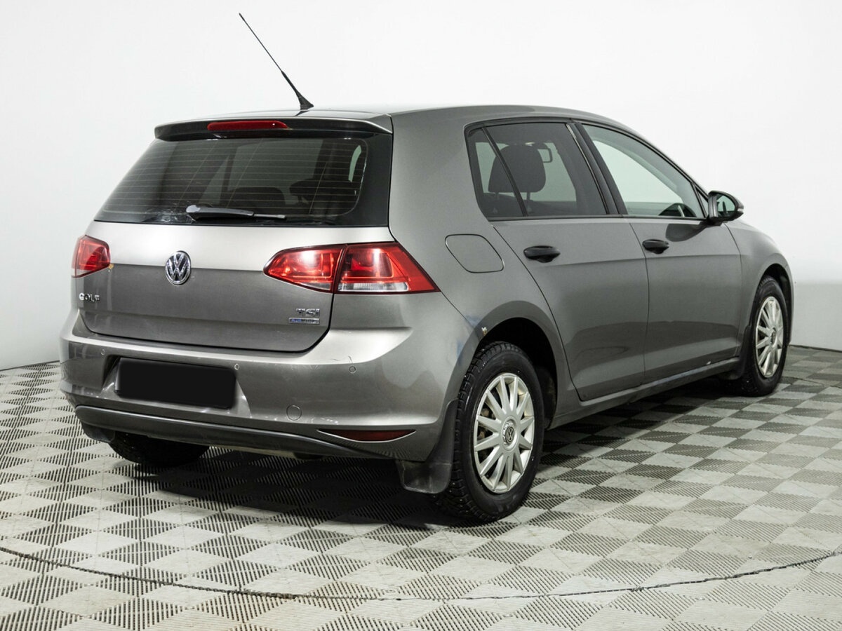 Купить Volkswagen Golf с пробегом. Фото: #4
