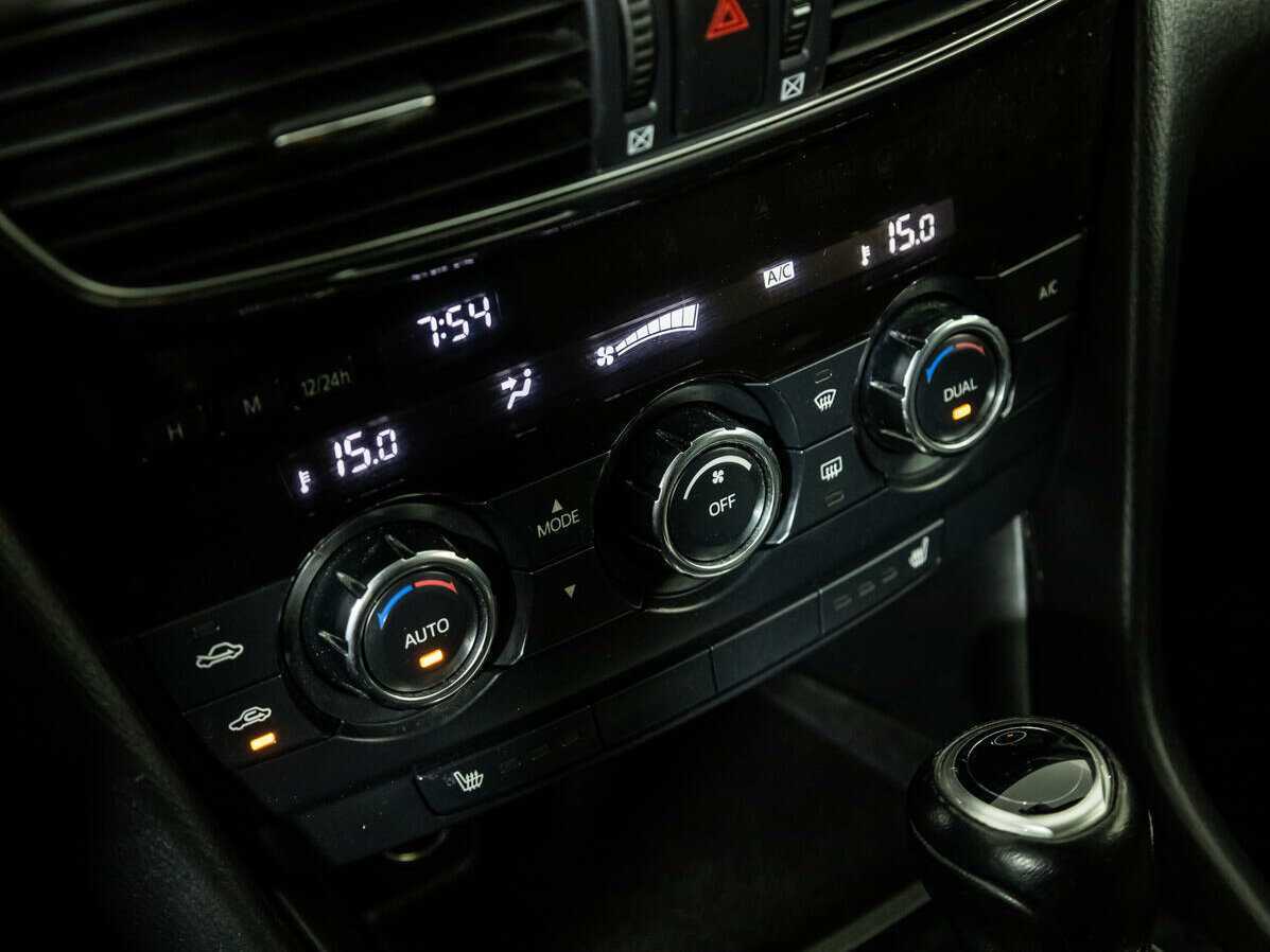 Купить Mazda 6 с пробегом. Фото: #16