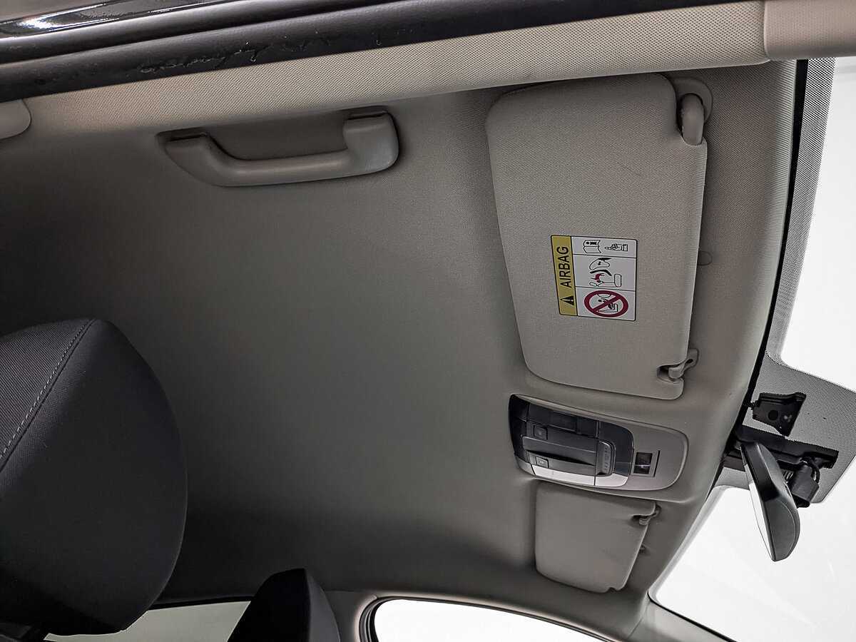 Купить Kia K5 с пробегом. Фото: #20