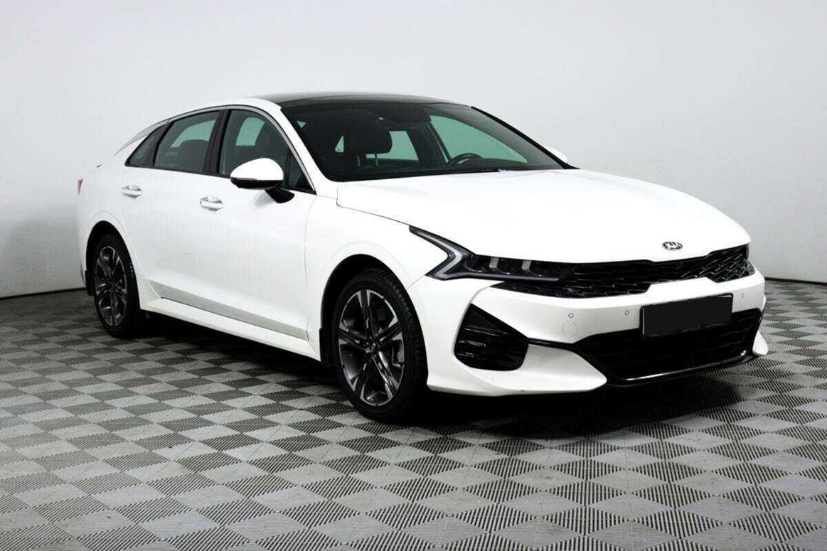 Купить Kia K5 с пробегом. Фото: #2