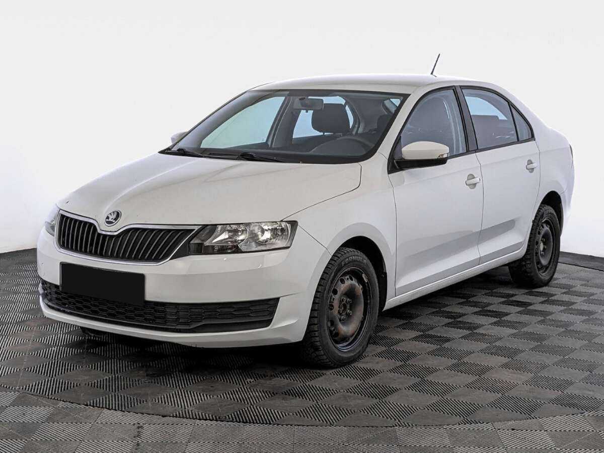 Купить Skoda Rapid с пробегом. Посмотреть фото