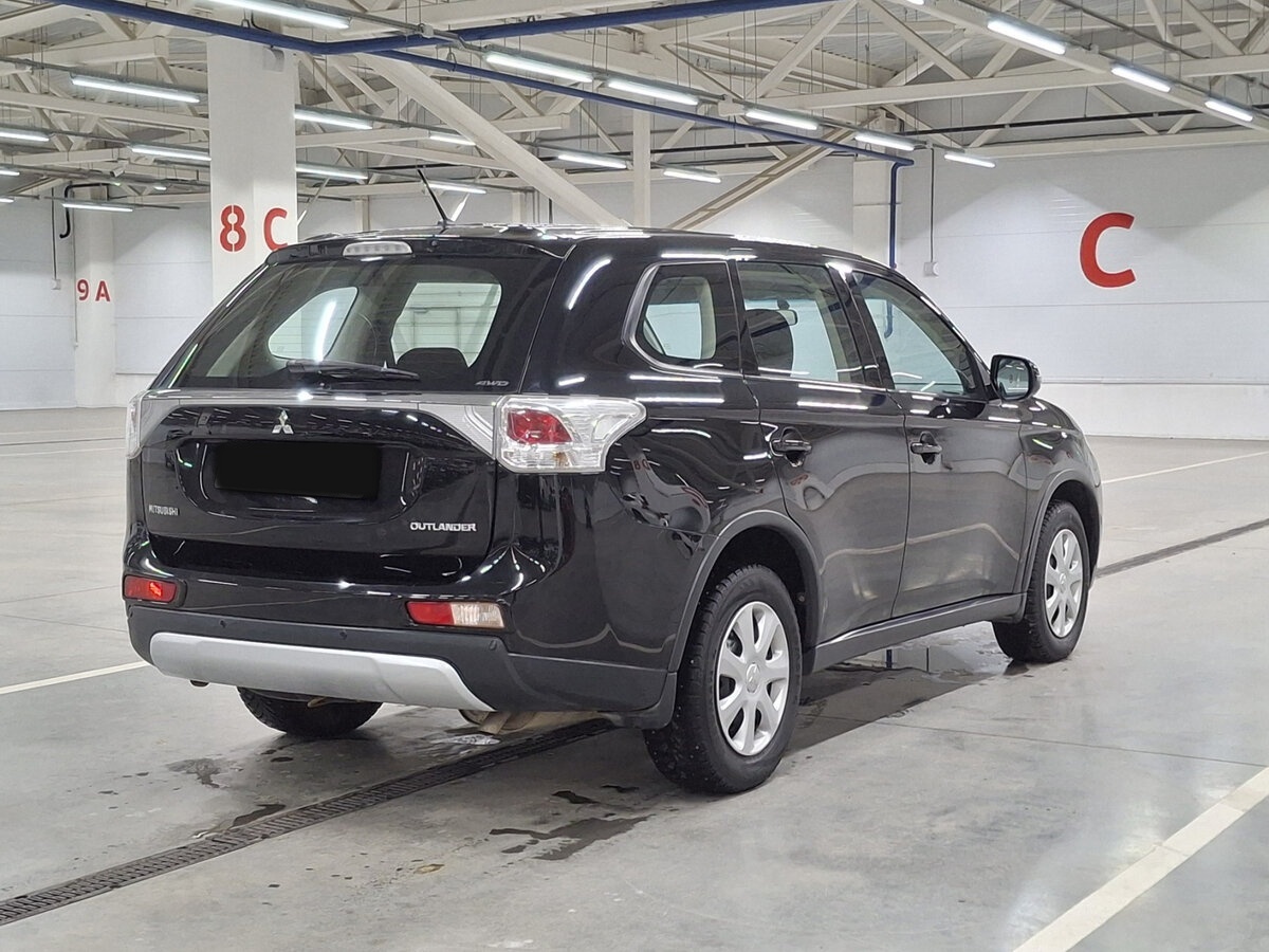 Купить Mitsubishi Outlander с пробегом. Фото: #4