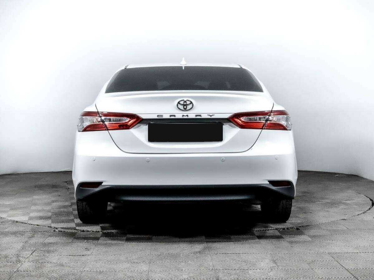 Купить Toyota Camry с пробегом. Фото: #4