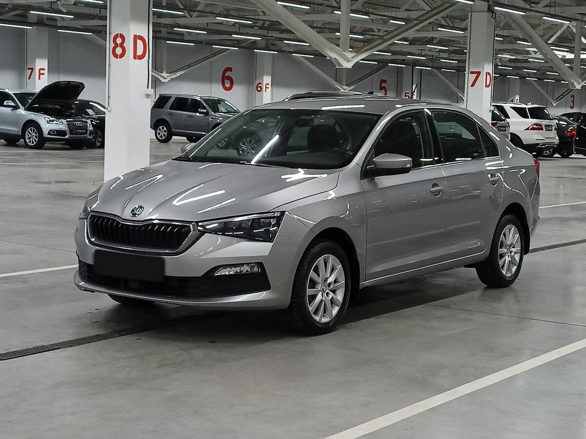 Купить Skoda Rapid с пробегом. Посмотреть фото