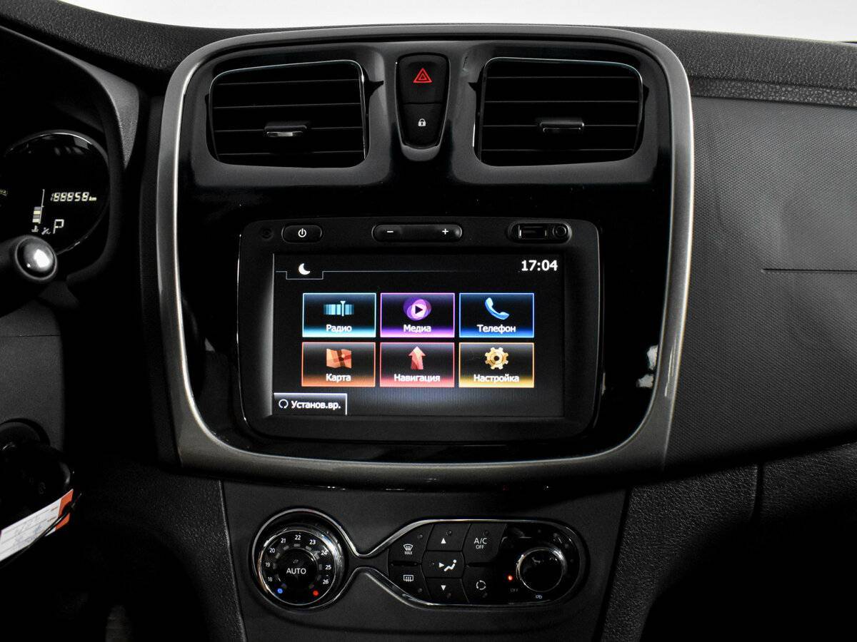 Купить Renault Logan с пробегом. Фото: #11
