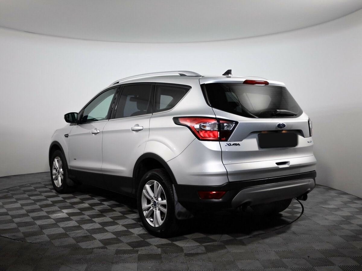 Купить Ford Kuga с пробегом. Фото: #6