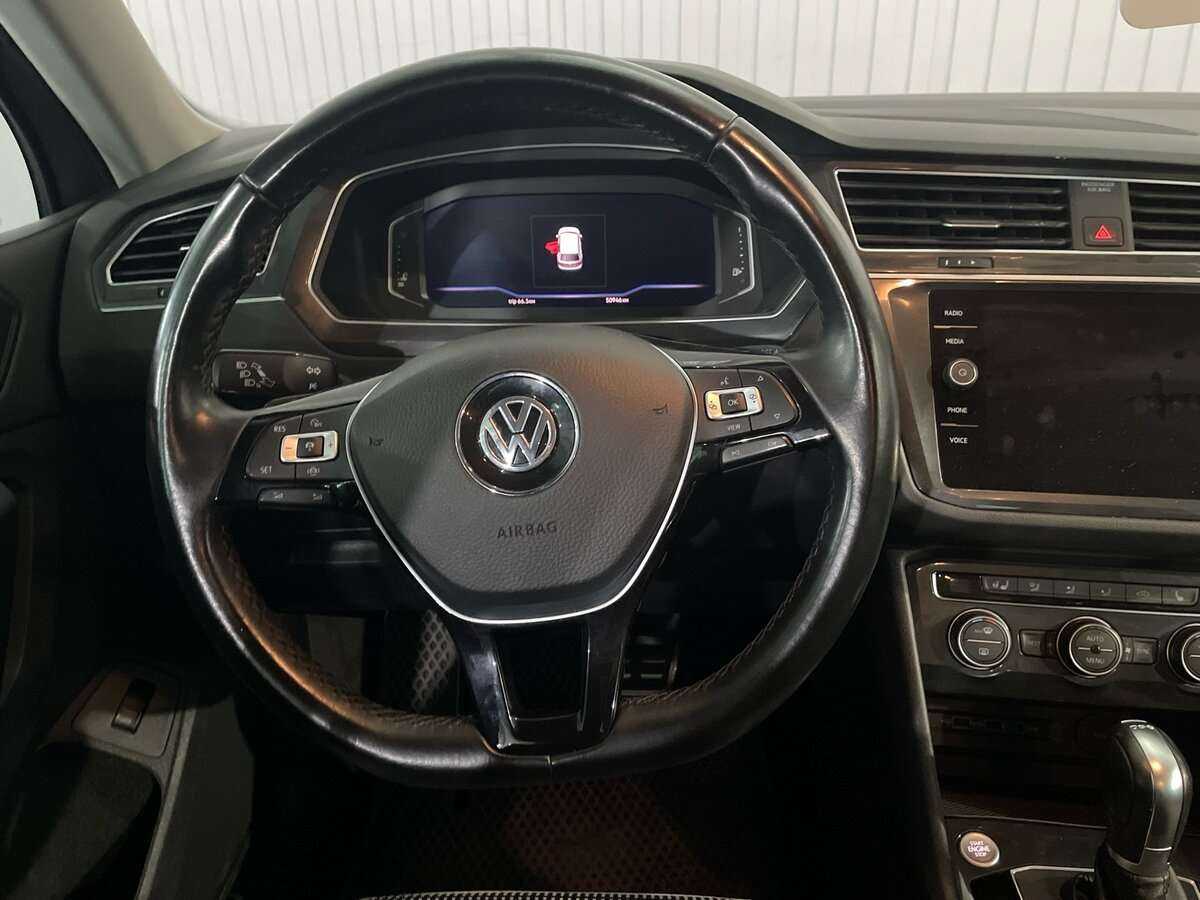 Купить Volkswagen Tiguan с пробегом. Фото: #10
