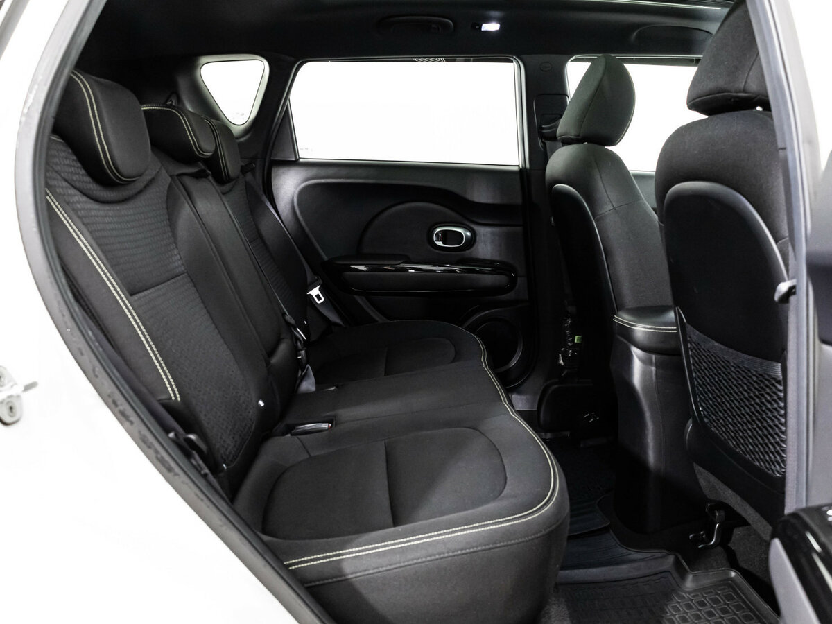 Купить Kia Soul с пробегом. Фото: #18