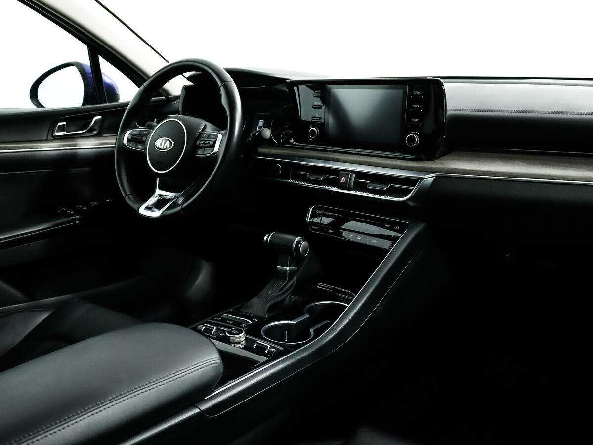 Купить Kia K5 с пробегом. Фото: #12