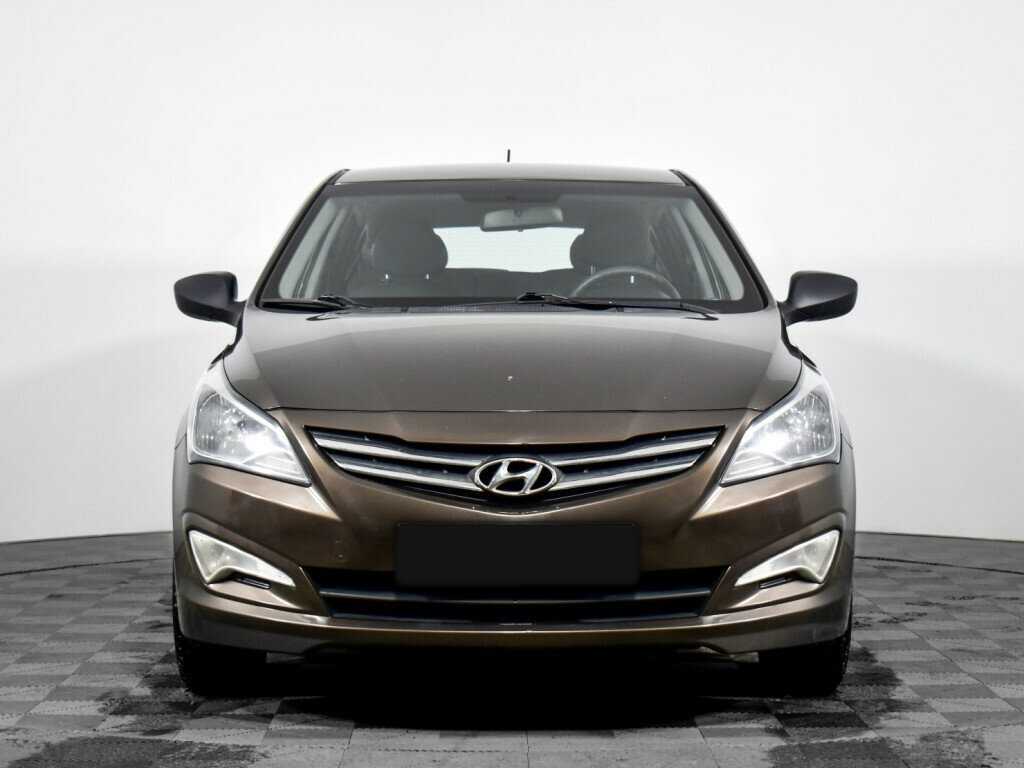 Купить Hyundai Solaris с пробегом. Фото: #1