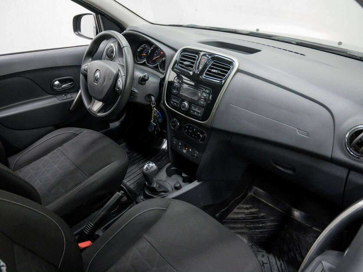 Купить Renault Sandero с пробегом. Фото: #7